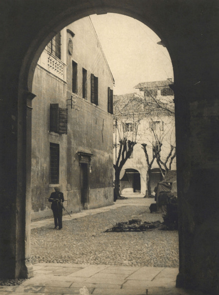 Fig. 27-Dall'Arco Vallaresso