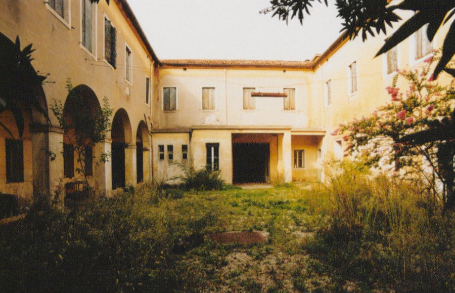 Entrance courtyard, 1997