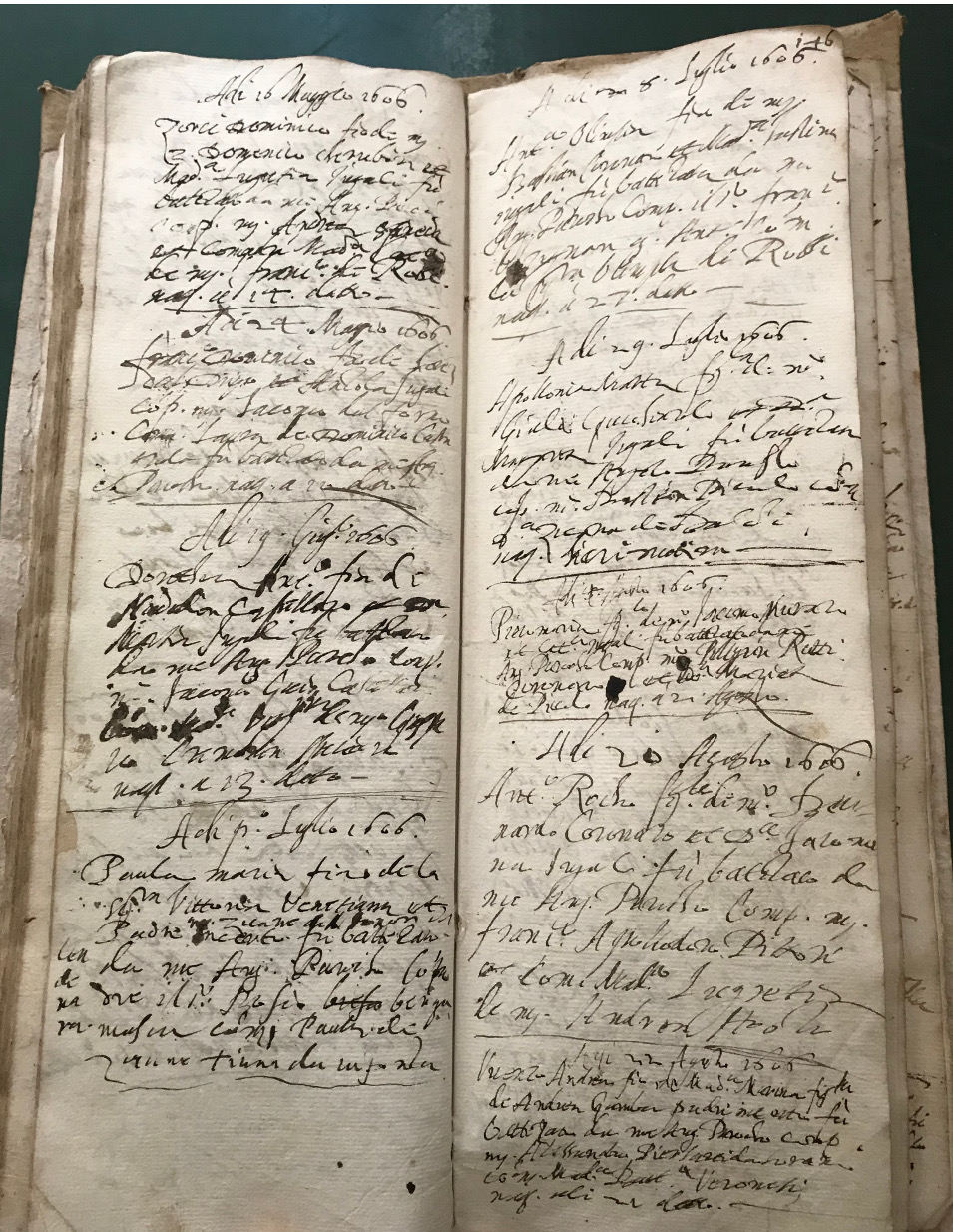 Pagina del Registro battesimi di Santa Caterina: in fondo a destra atto di nascita di Vincenzo Galilei