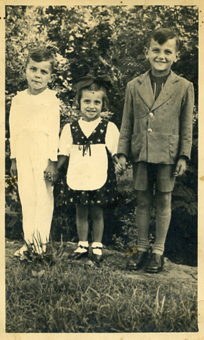 Tre fratelli Albino Danilo Adriana nel 1942