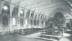 La Sala della Biblioteca trasformata in cappella